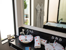 Sirayane Boutique & Spa