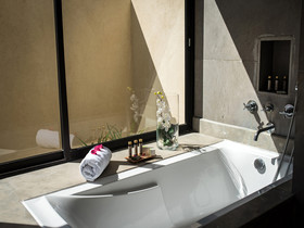 Sirayane Boutique & Spa
