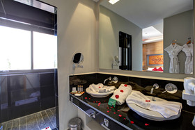 Sirayane Boutique & Spa