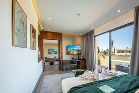 Sirayane Boutique & Spa