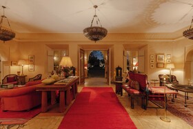 Sirayane Boutique & Spa