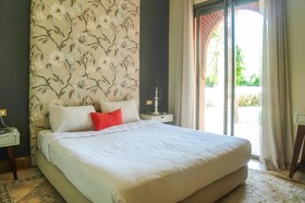 Villa London