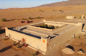 Auberge Hôtel Porte De Sahara Ouzina