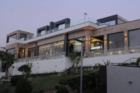 Mira Palace Hotel
