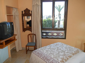 Hotel Babel