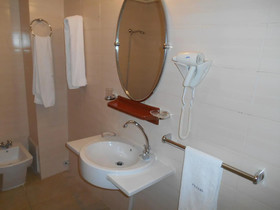 Hotel Babel