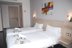 Hotel A44