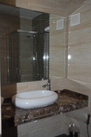Hotel A44