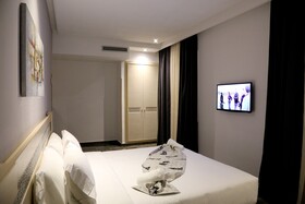Hotel A44