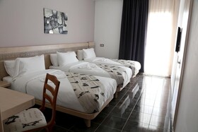 Hotel A44