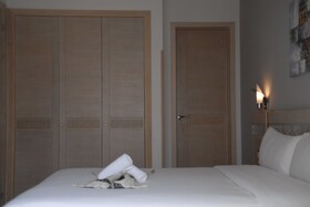 Hotel A44