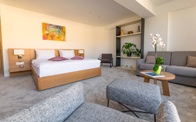 Harmonia Hotel by Dukley