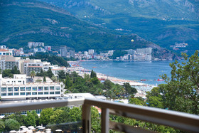 Harmonia Hotel by Dukley