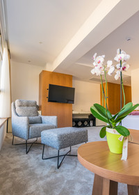 Harmonia Hotel by Dukley