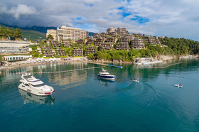 Harmonia Hotel by Dukley