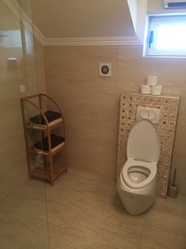 Alex Apartments