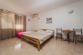 Apartments Andjela