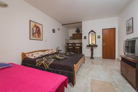 Apartments Andjela