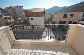 Apartments Maini