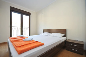 Apartments Maini