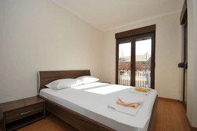 Apartments Maini