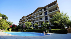 Apartments Maini