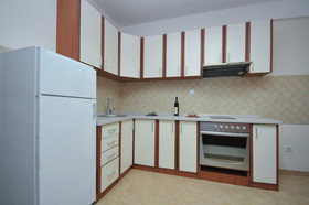 Apartments Maini