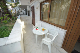 Apartments Maini