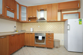 Apartments Maini