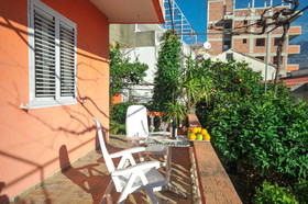 Apartments Orange