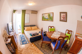 City Apartments Gosposhtina