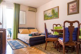 City Apartments Gosposhtina