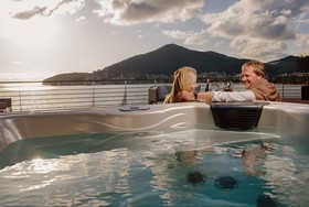 Dukley Hotel & Resort