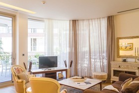 Dukley Hotel & Resort