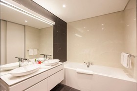 Dukley Hotel & Resort