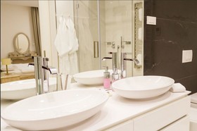 Dukley Hotel & Resort