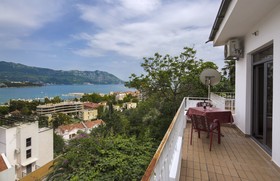 Guest House Madra