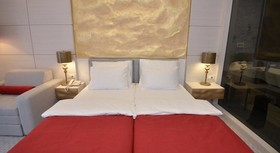 Hotel Atina