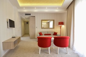 Hotel Atina