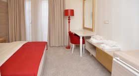 Hotel Atina
