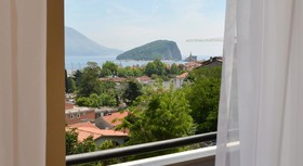 Hotel Atina