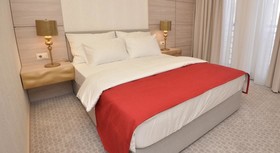 Hotel Atina