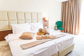 Hotel Kadmo by Aycon