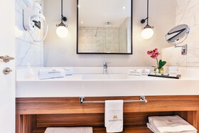 Hotel Momentum by Aycon