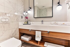 Hotel Momentum by Aycon