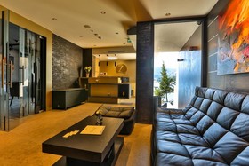 Hotel Zeta