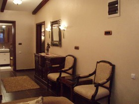 Verena Holiday Home