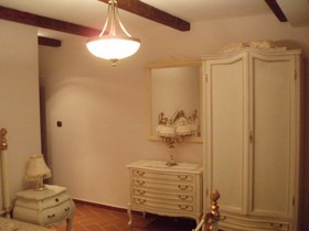Verena Holiday Home