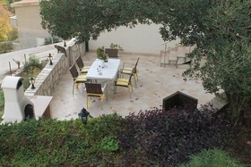 Verena Holiday Home
