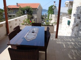 Verena Holiday Home